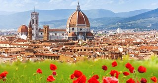 Fly billig til Italia om våren – se byer og priser her